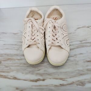SAM AND LIBBY WOMEN'S COOPER SNEAKERS SIZE 6 1/2
